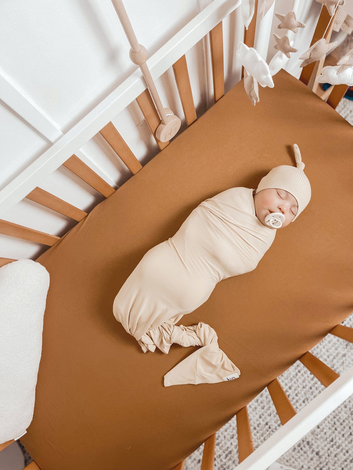 Bamboo Stretch Swaddle: Heather