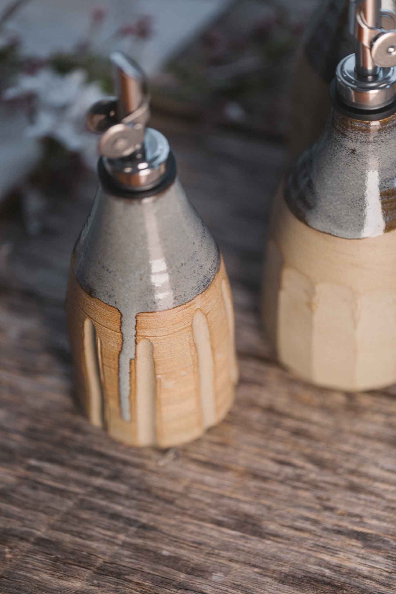 Wild Clay Oil Cruet – Handcrafted Elegance | Mariposa