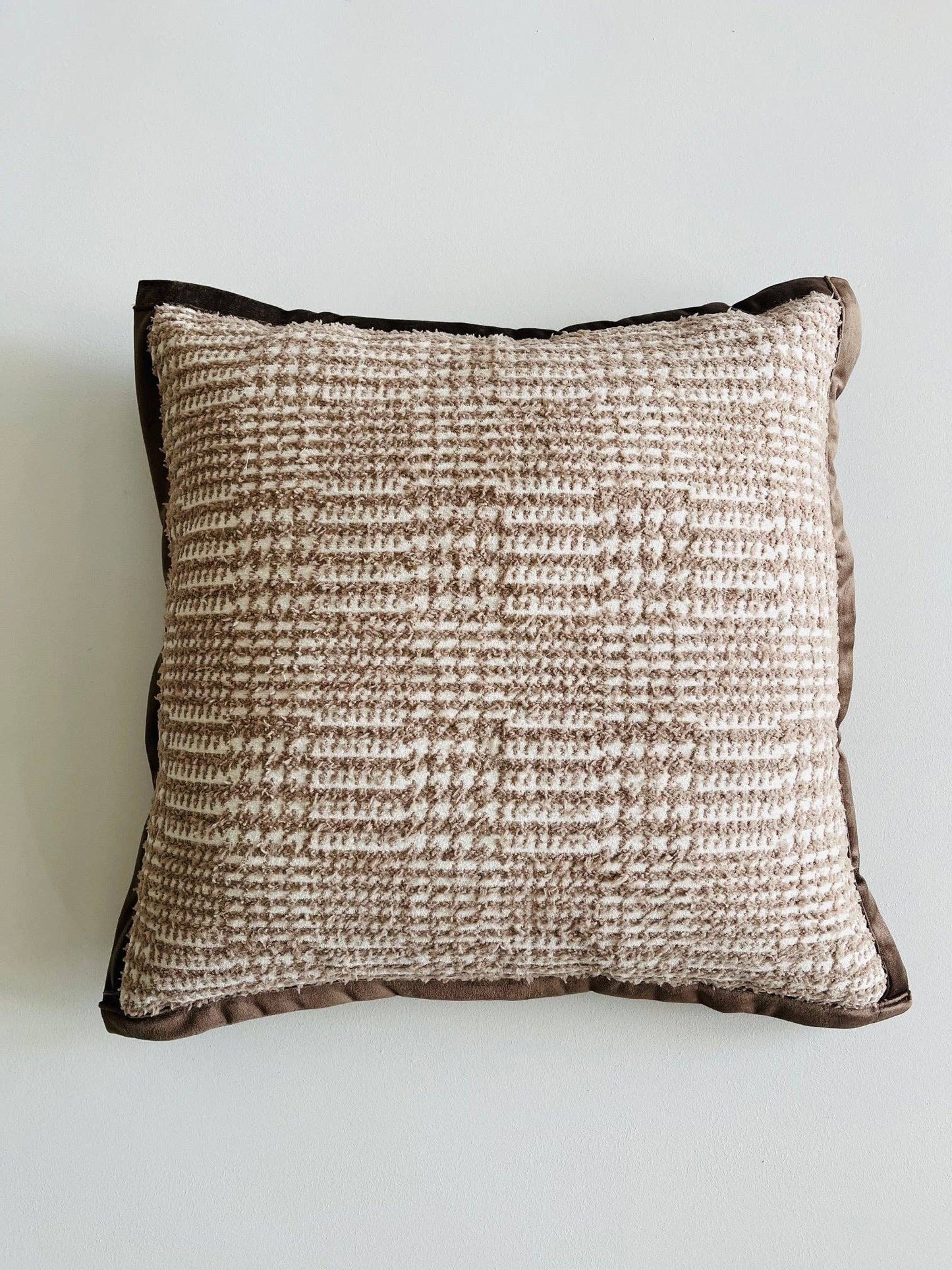 Velvet Houndstooth Cushion Cover - Beige