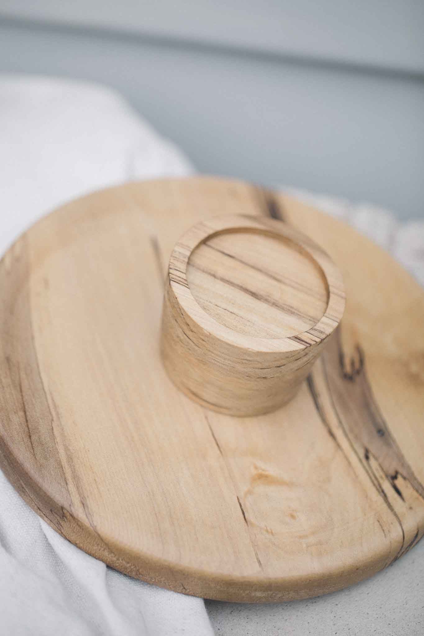 Blackheart Sassafras Cake Stand
