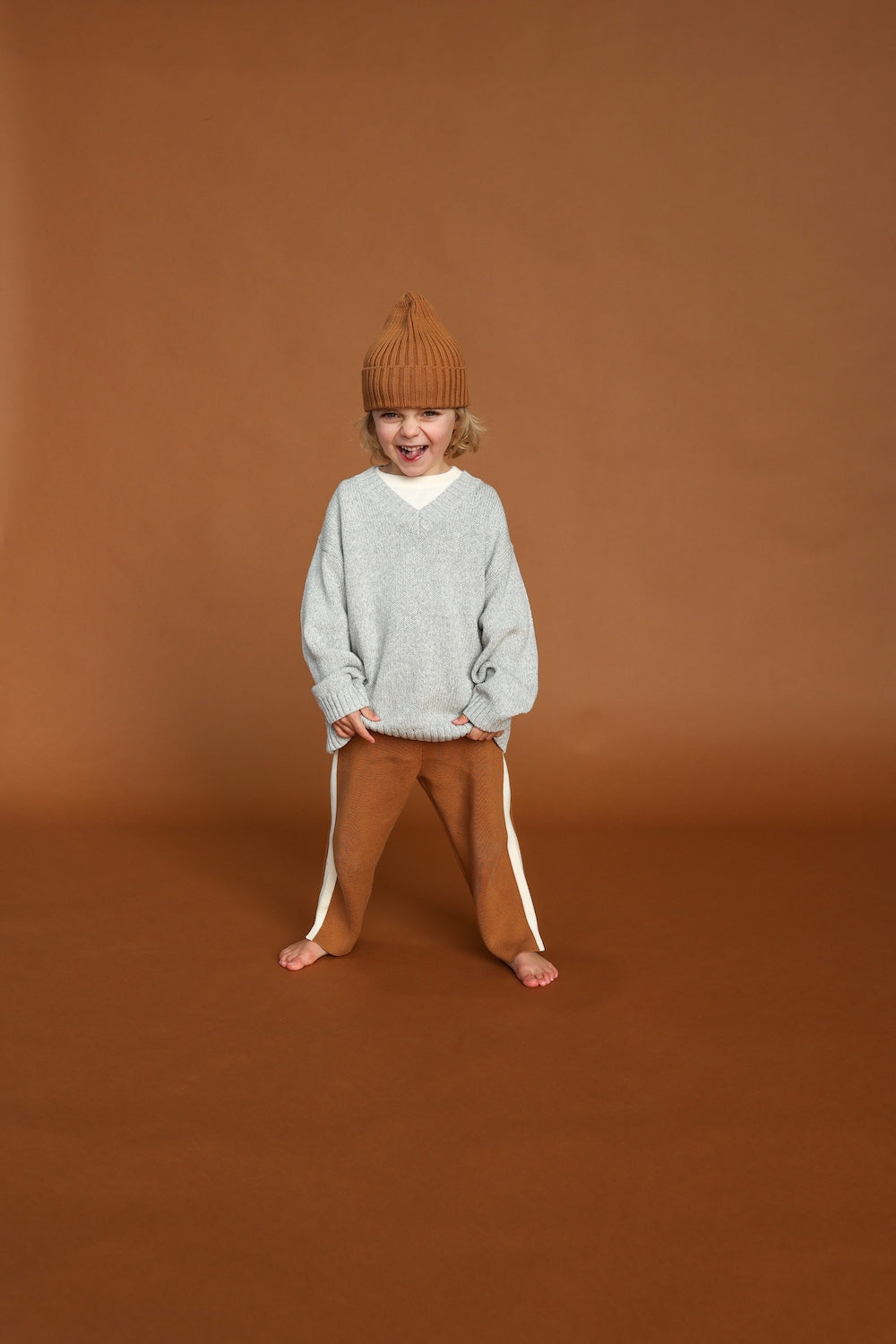 V-Neck Pull Over - Grey Marle