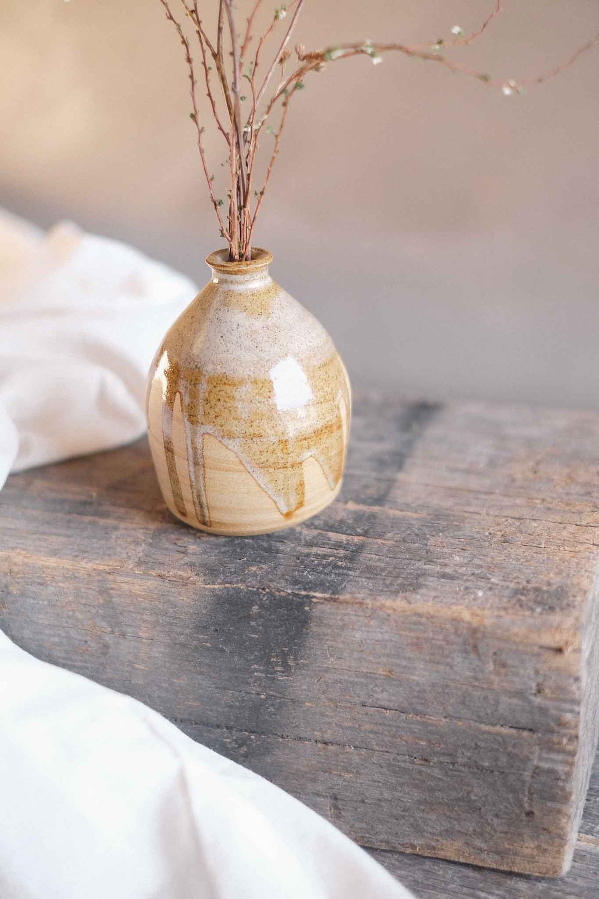 Bud Vase – Binalong Cream Glaze