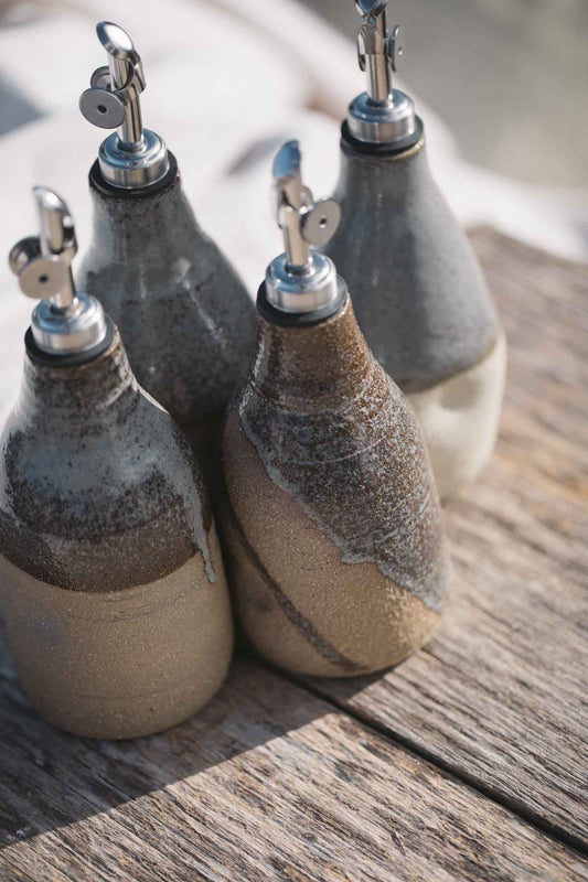 Wild Clay Oil Cruet – Handcrafted Elegance | Mariposa