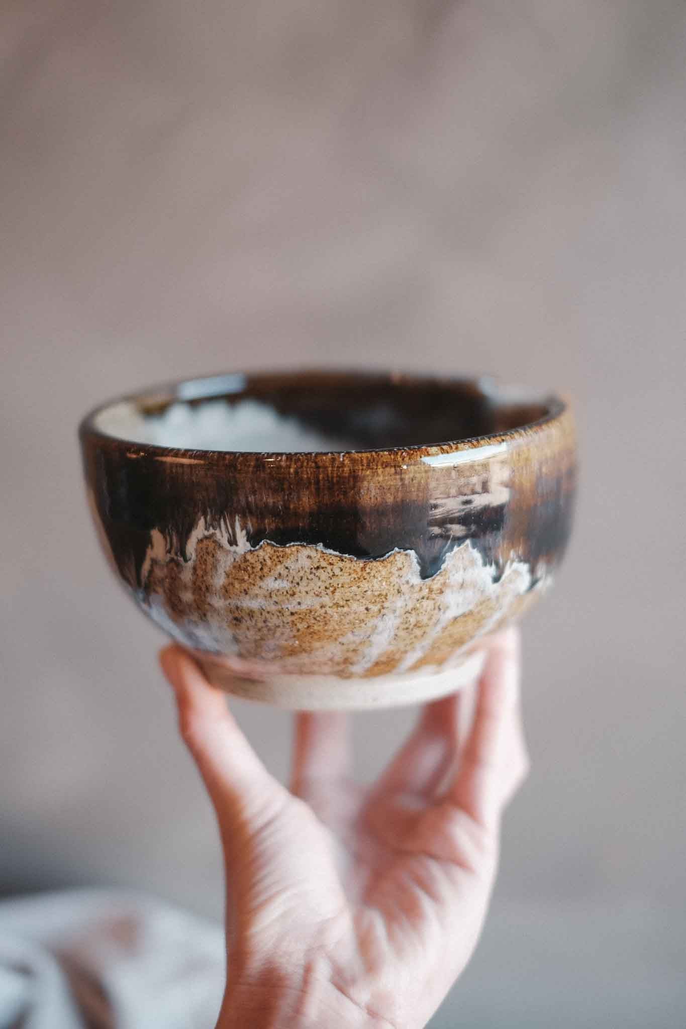 Wild Clay Mixing Bowl with Pouring Spout – Functional Beauty