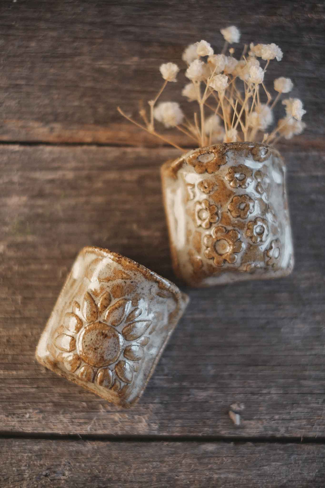 Magnetic Tiny Vase — Cream Pattern