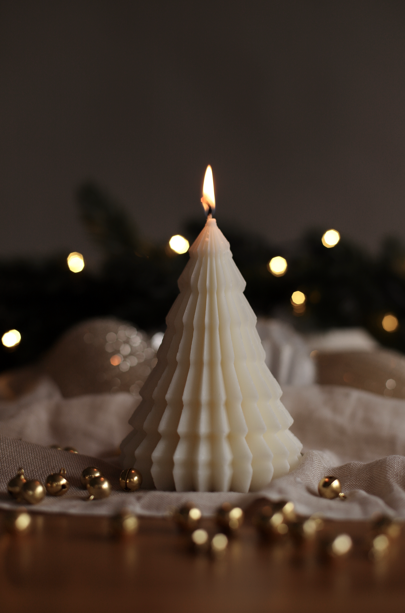 The Billie Christmas Tree Candle