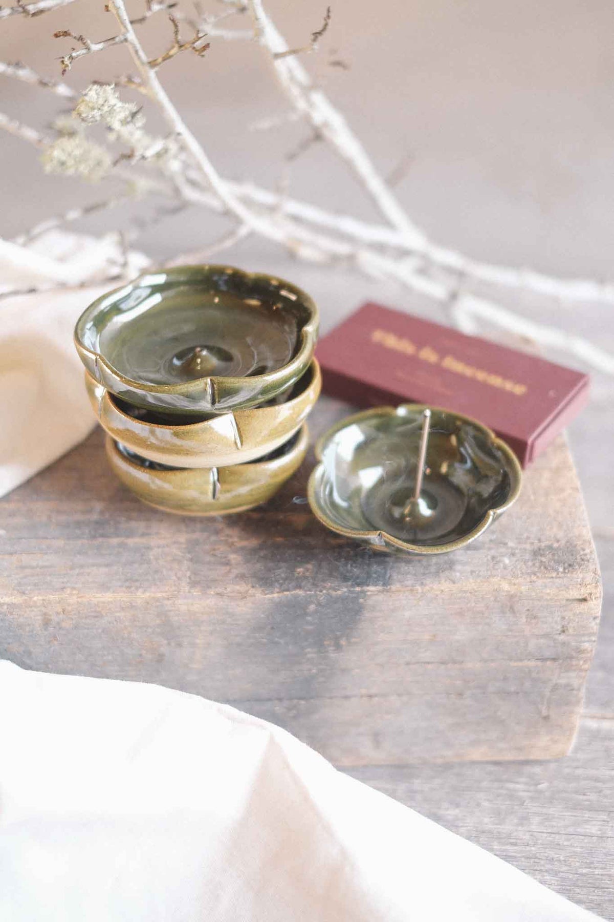 Incense Dish — Jade Floral