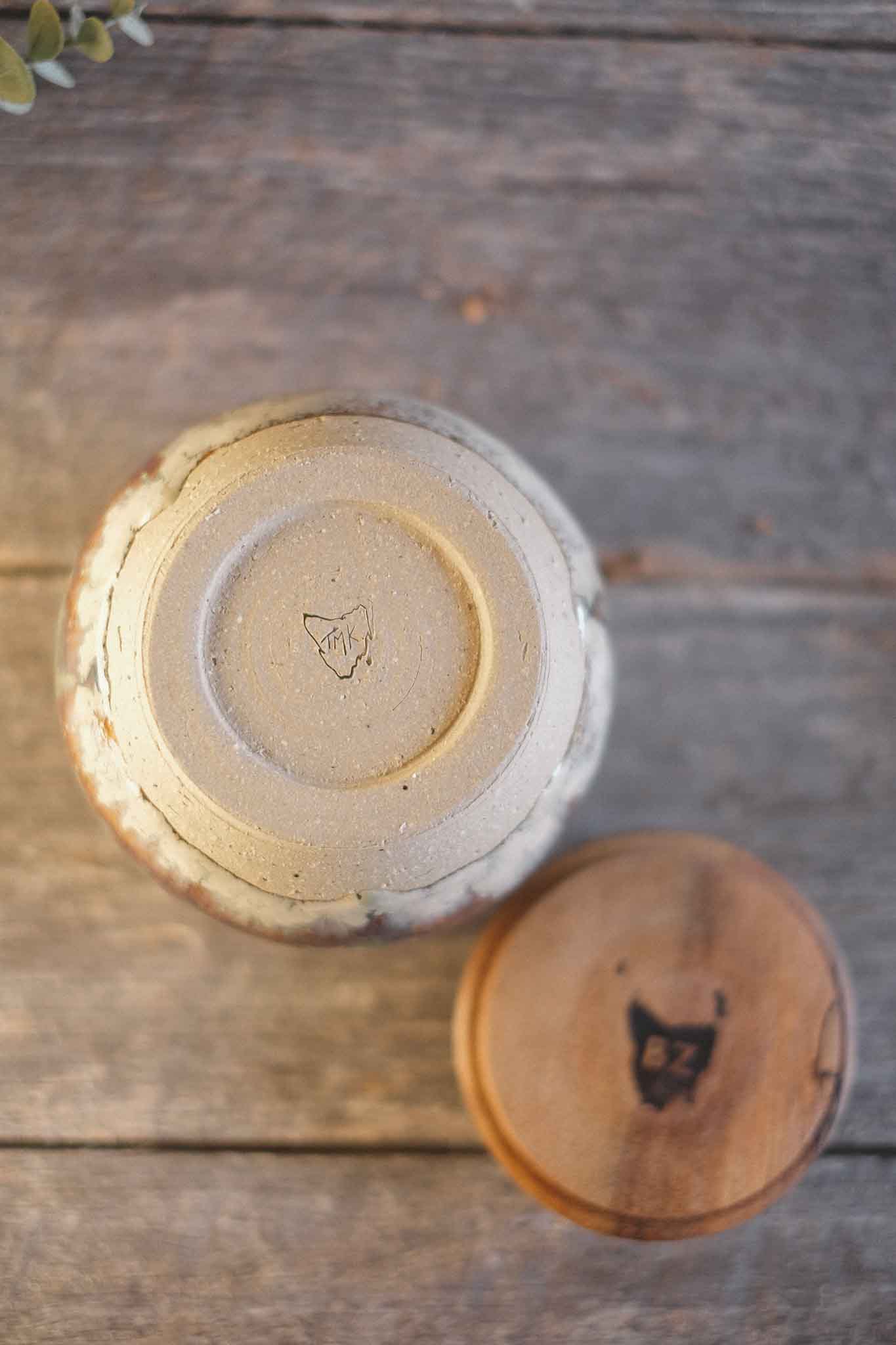 Medium Jar with Blackheart Sassafras Lid 11cm x 11cm