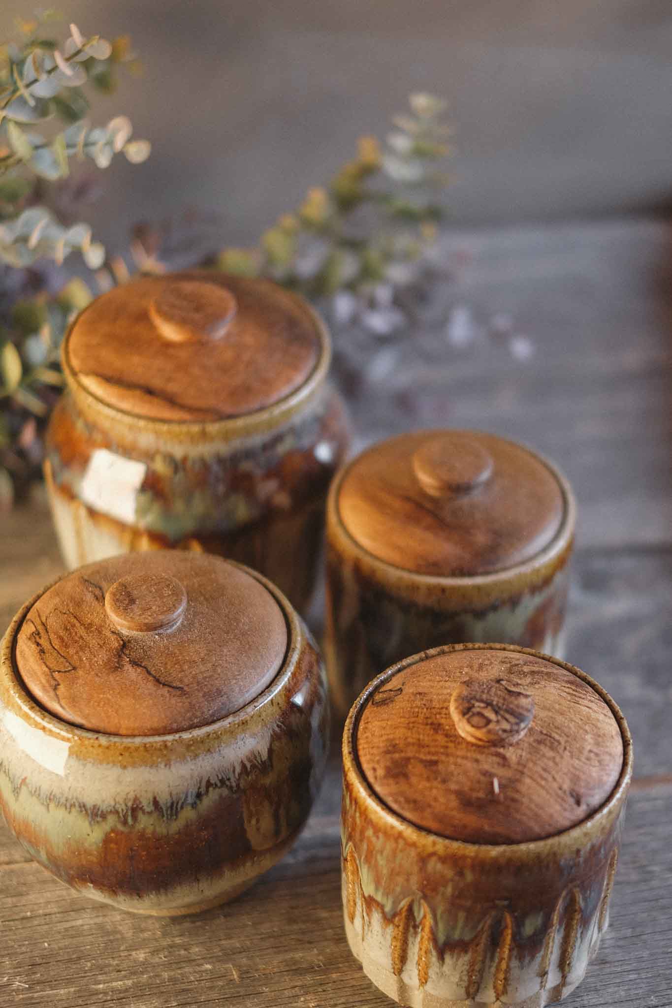 Large Jar with Blackheart Sassafras Lid 14cm x10cm