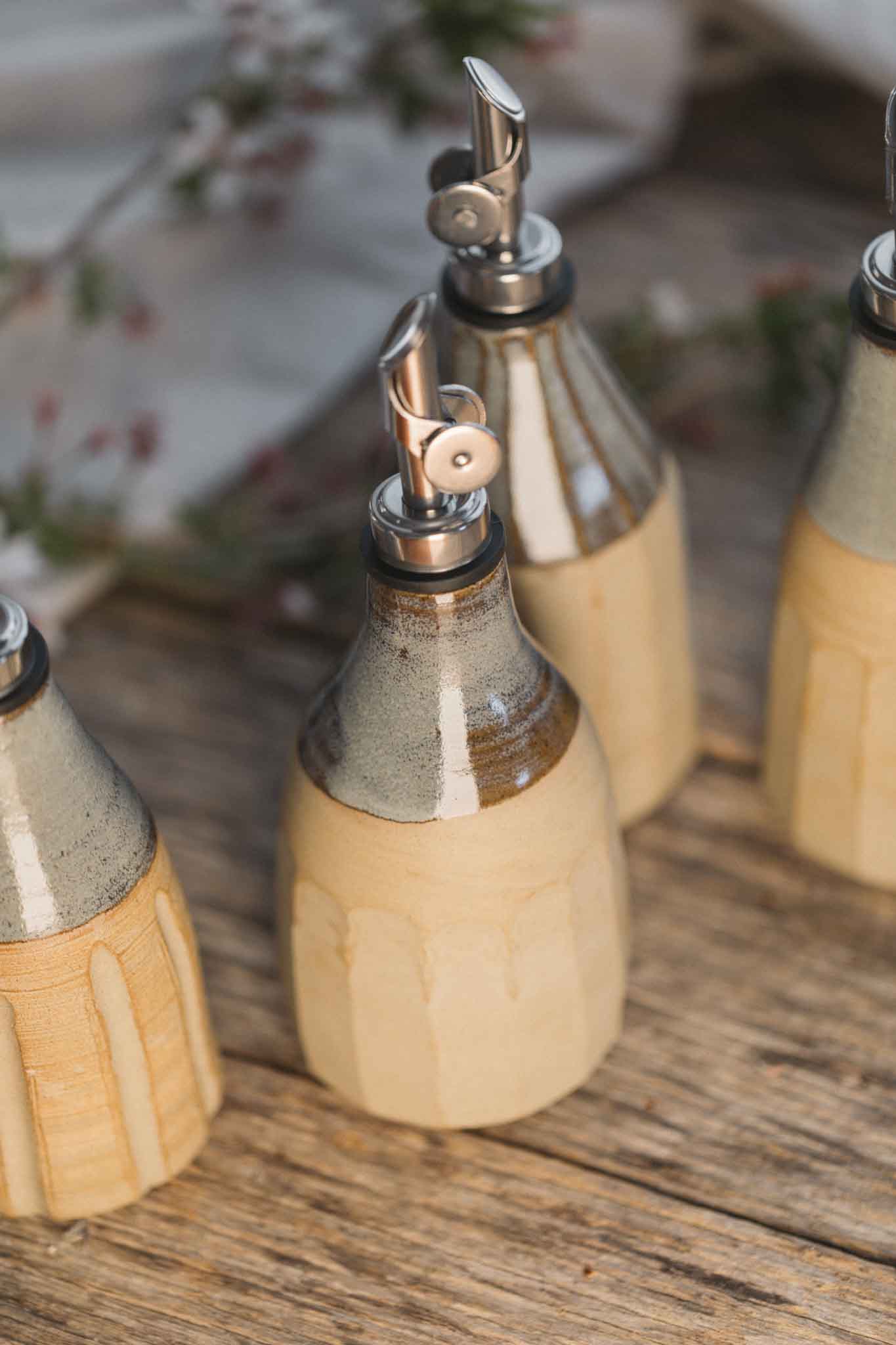 Wild Clay Oil Cruet – Handcrafted Elegance | Mariposa