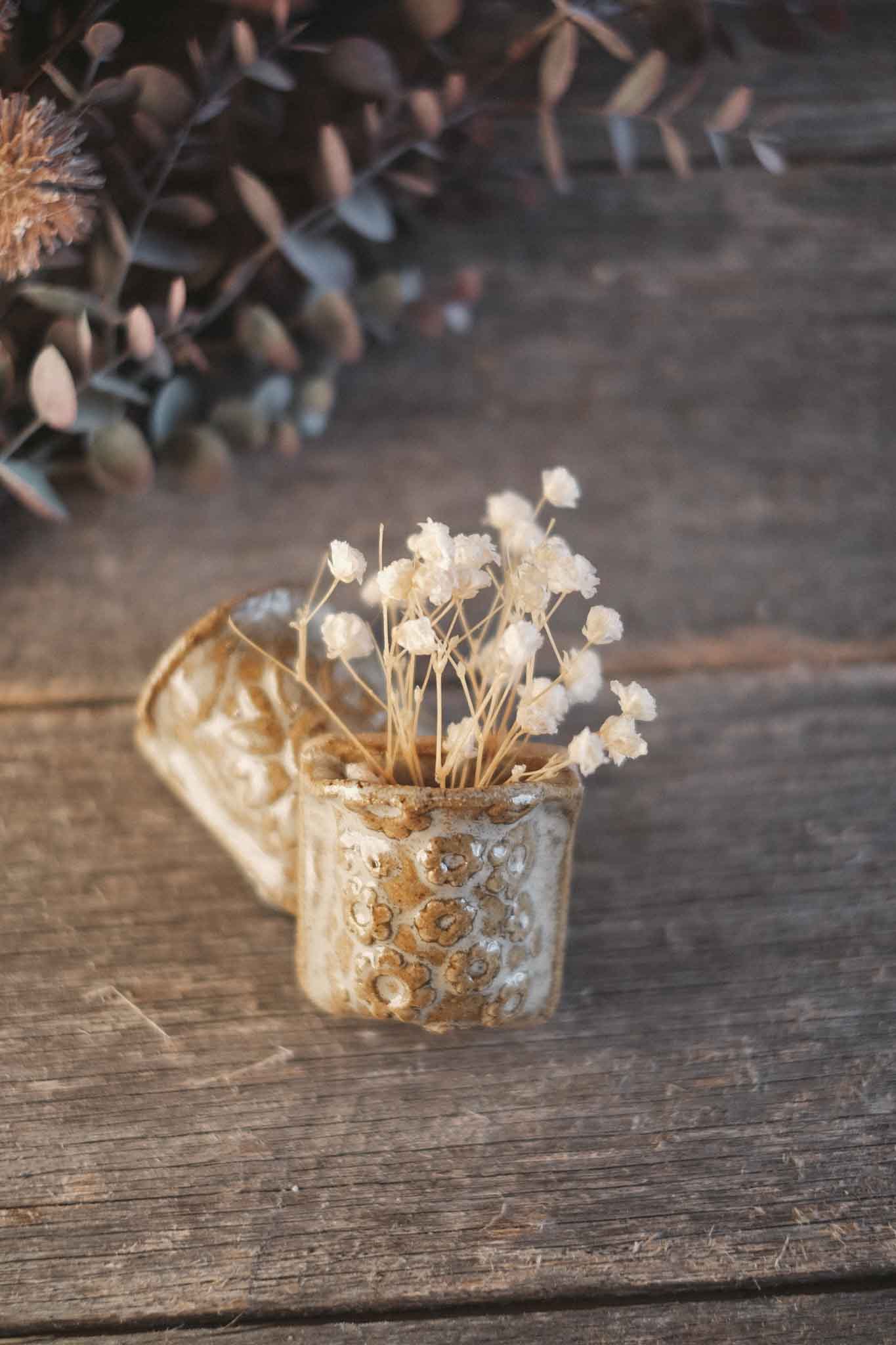Magnetic Tiny Vase — Cream Pattern