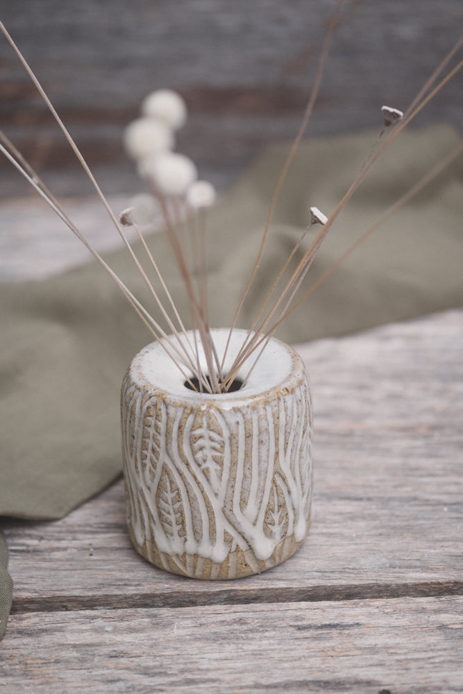 Carved Bud Vase – Leaf and Floral Elegance