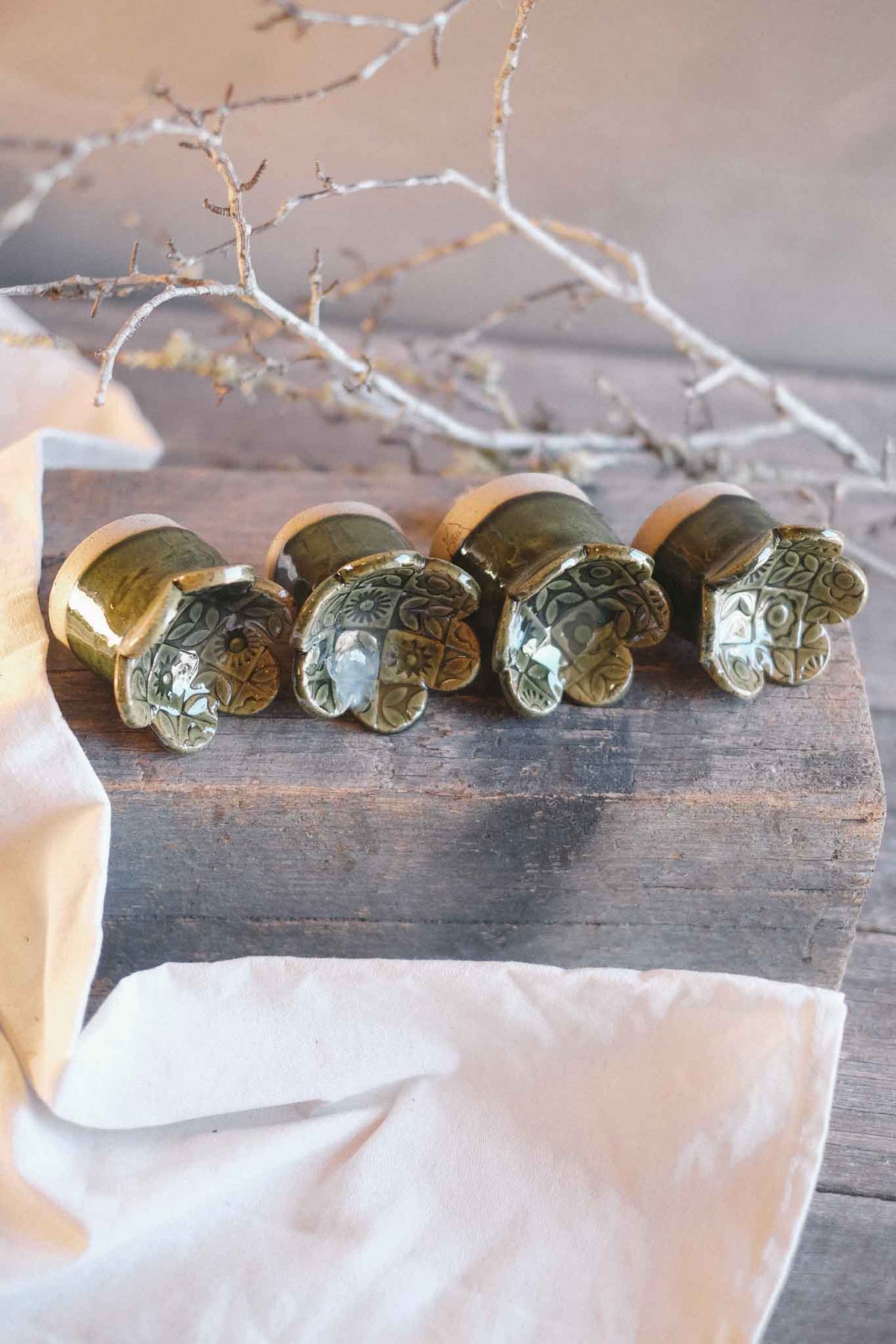 Tealight Candle Holder – Jade Flower Pattern