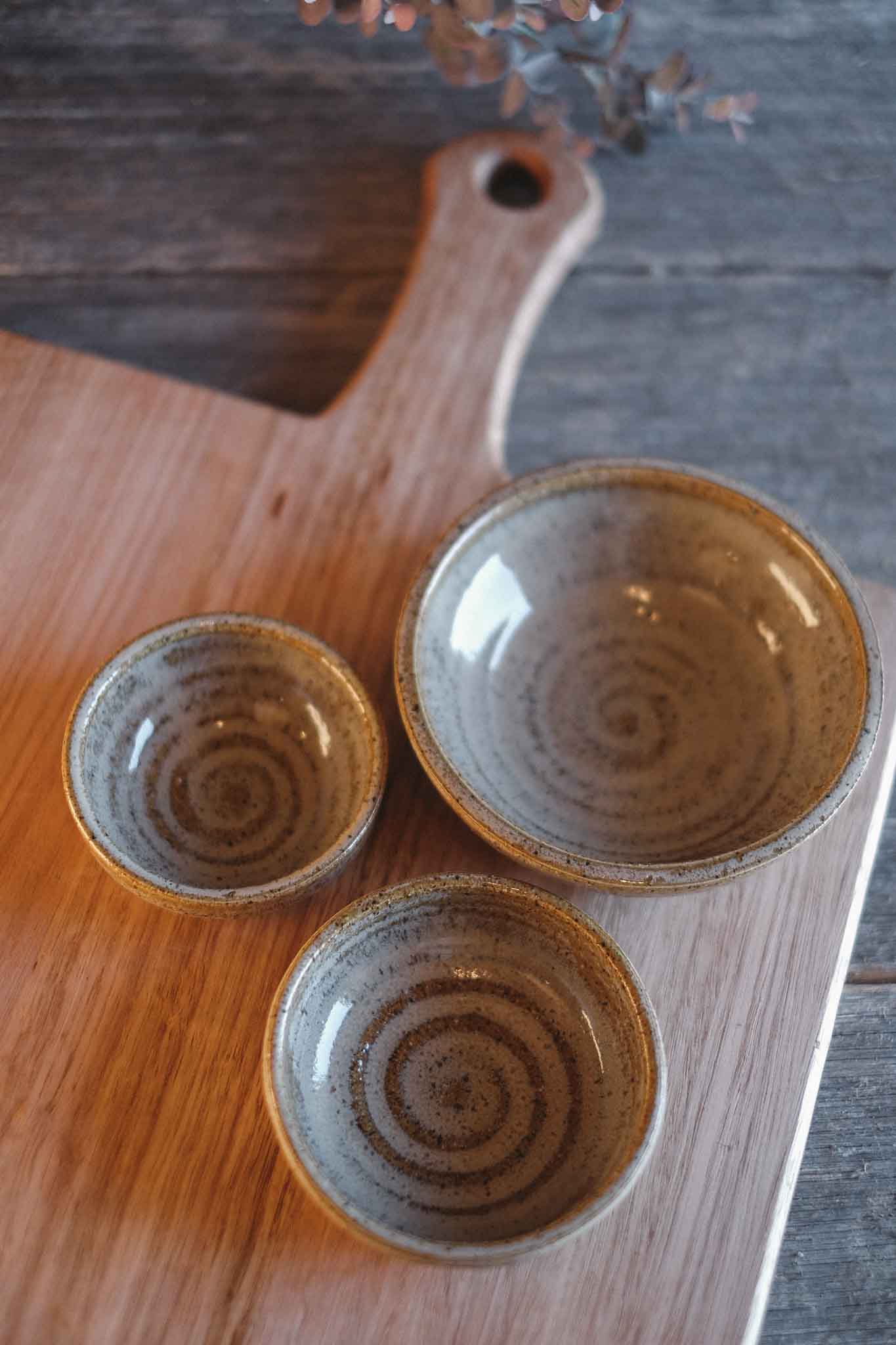 Tasmanian Oak Charcuterie Board with 3 Wild Clay Serving Bowls