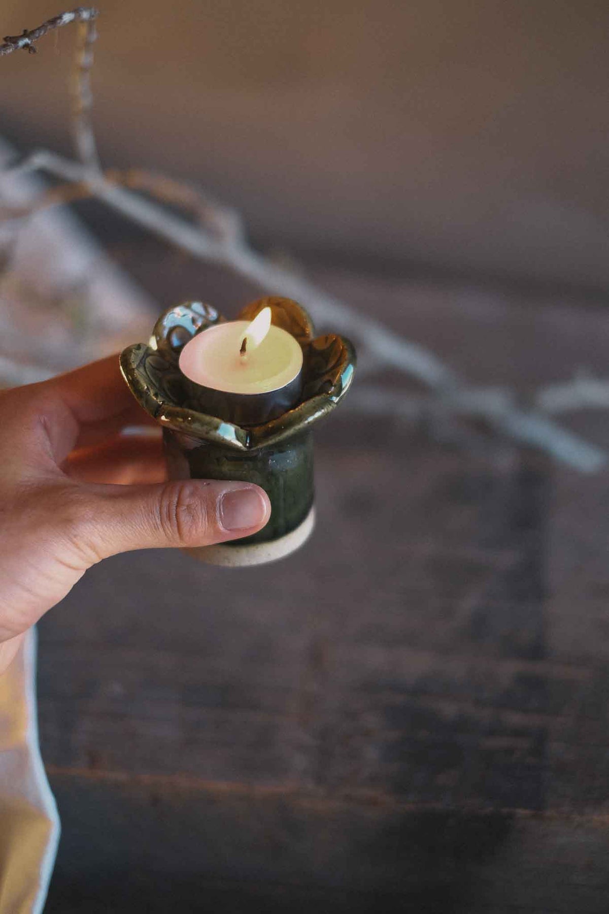 Tealight Candle Holder – Jade Flower Pattern