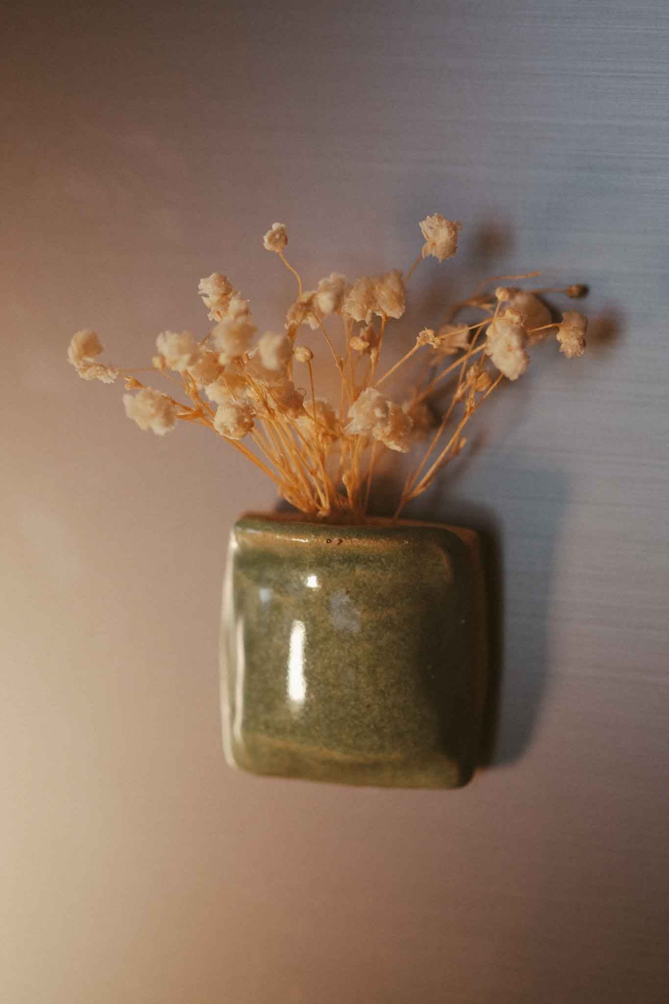 Magnetic Tiny Vase