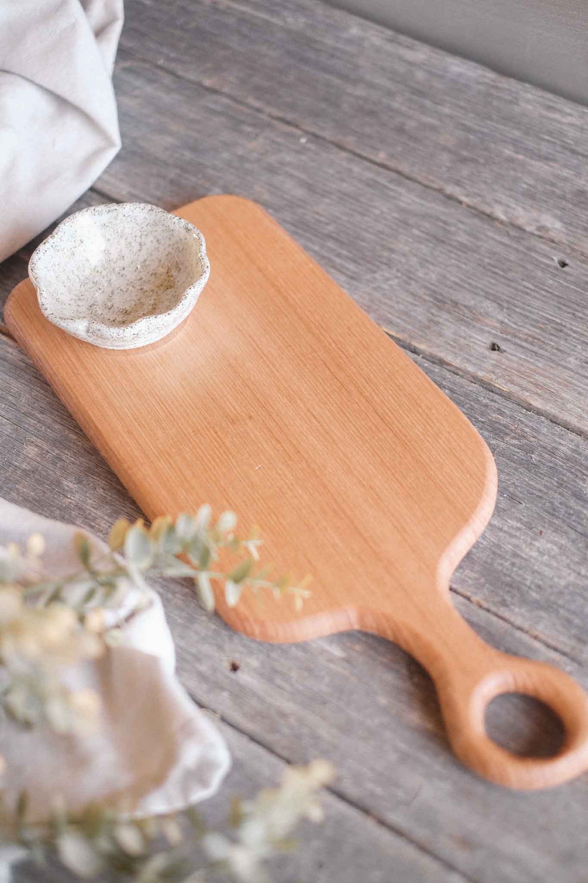 Serving Board w/ Speckled Bowl — 45cm x 18cm