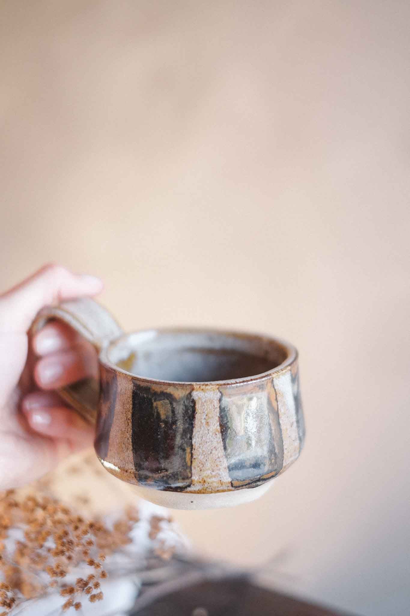 Striped Black Cup – 250ml