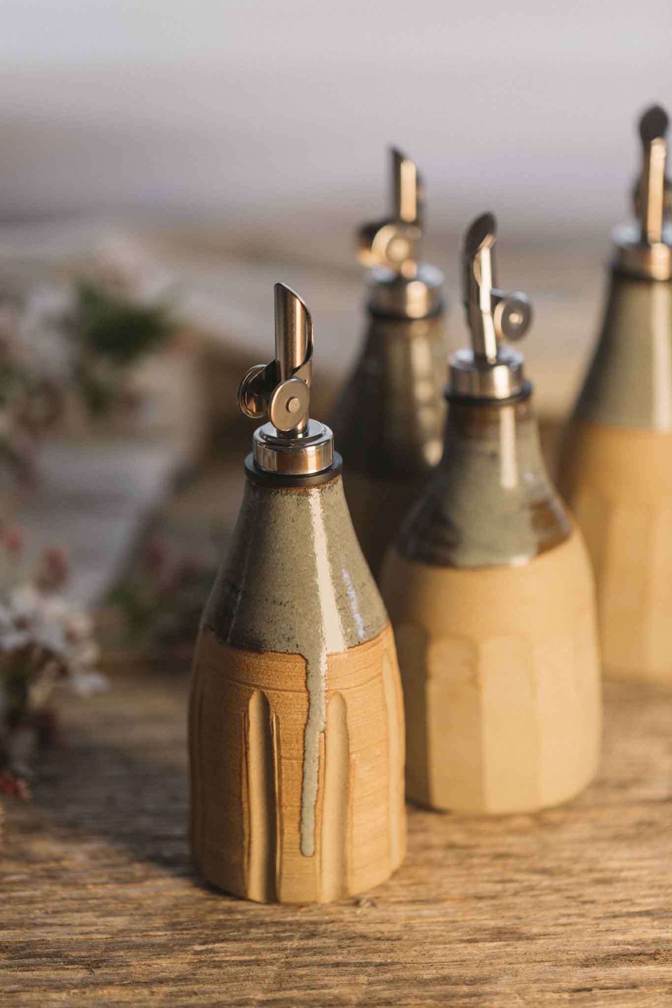 Wild Clay Oil Cruet – Handcrafted Elegance | Mariposa