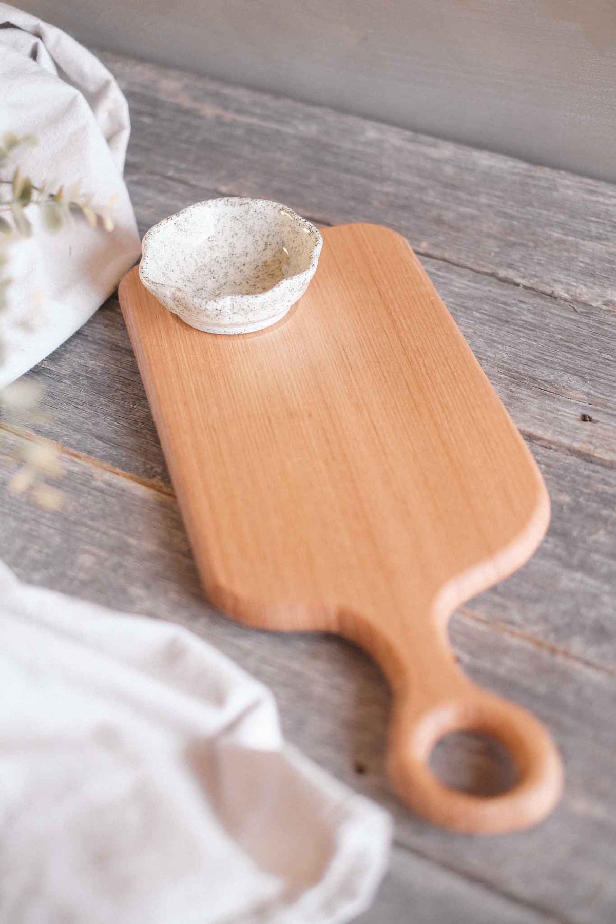Serving Board w/ Speckled Bowl — 45cm x 18cm