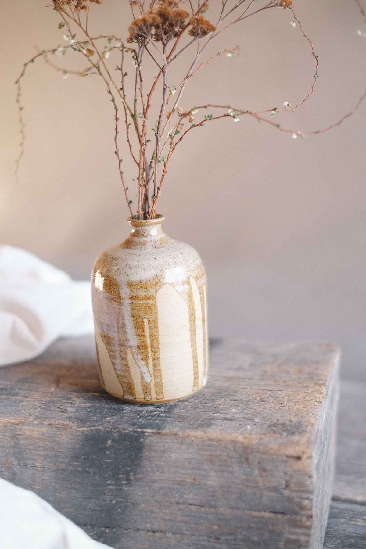 Bud Vase – Binalong Cream Glaze