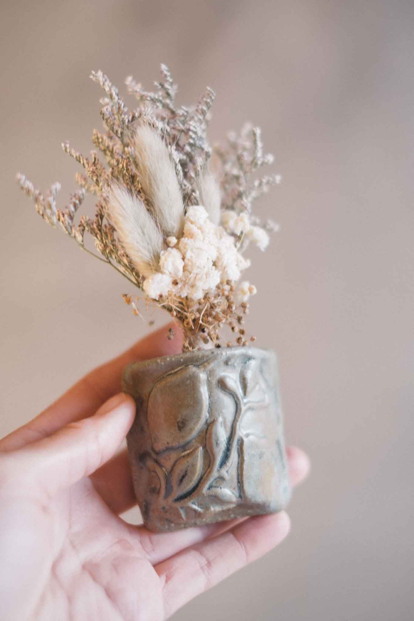 Magnetic Tiny Vase — Seaweed