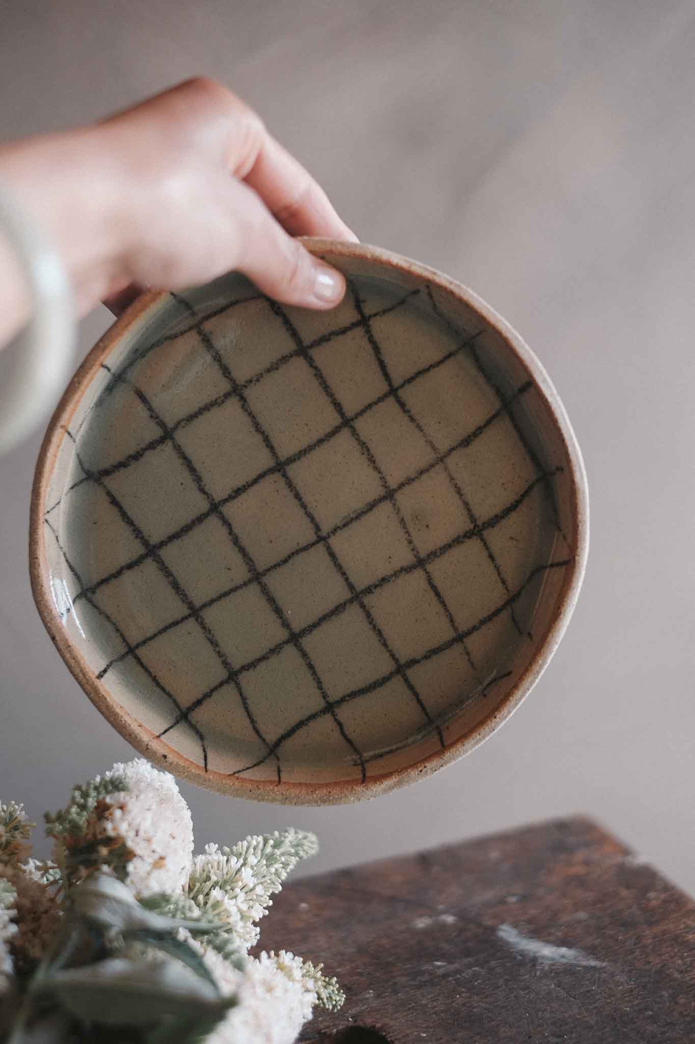 Large Hand-Drawn Linen Pattern Plate