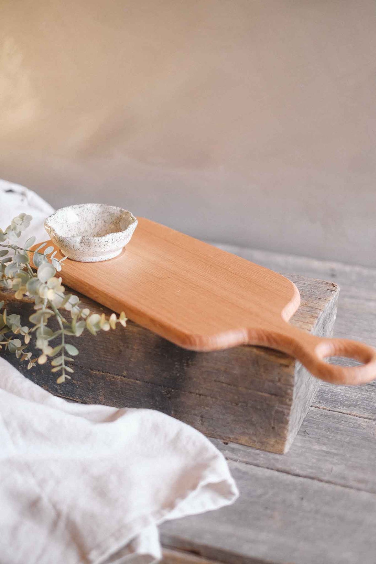 Serving Board w/ Speckled Bowl — 45cm x 18cm