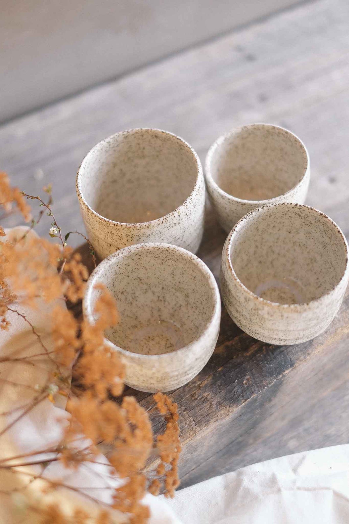 Latte – White Speckle with Crackle Glaze