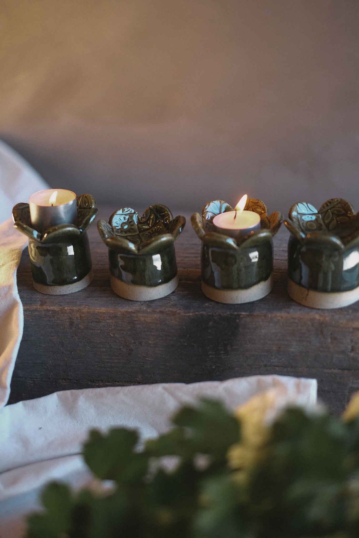Tealight Candle Holder – Jade Flower Pattern
