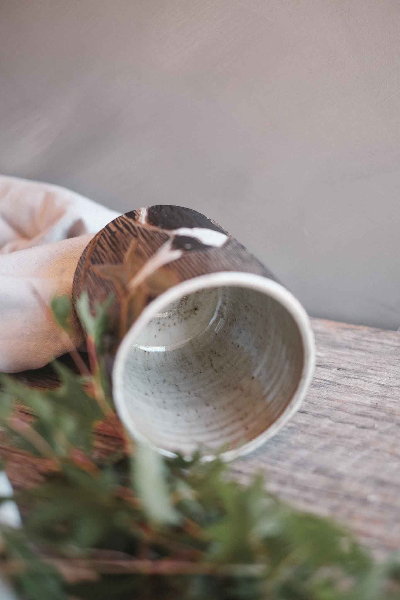 Magpie & Gumleaf Utensil Holder / Large Vase