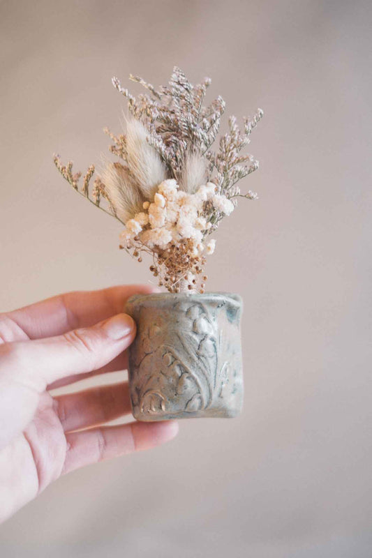 Magnetic Tiny Vase — Seaweed