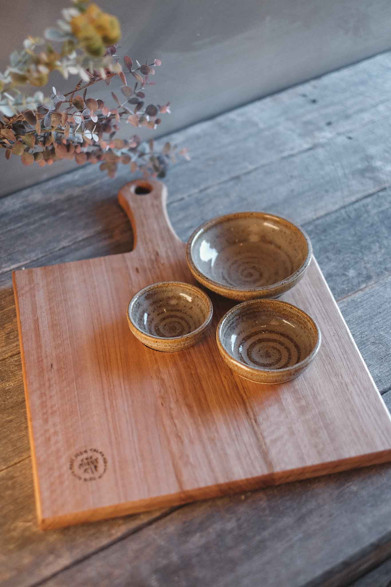 Tasmanian Oak Charcuterie Board with 3 Wild Clay Serving Bowls