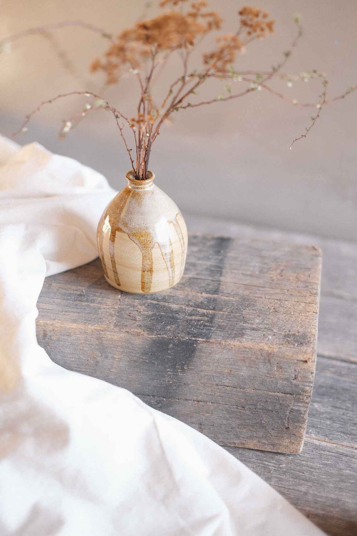 Bud Vase – Binalong Cream Glaze