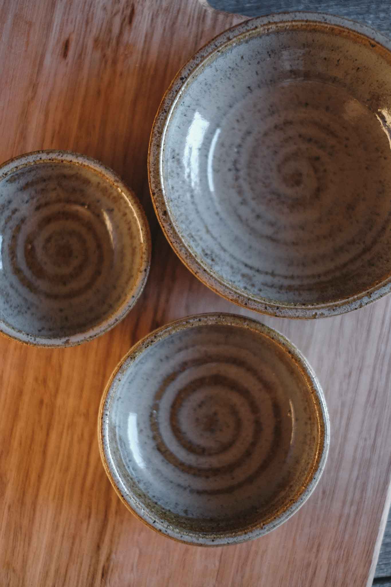 Tasmanian Oak Charcuterie Board with 3 Wild Clay Serving Bowls