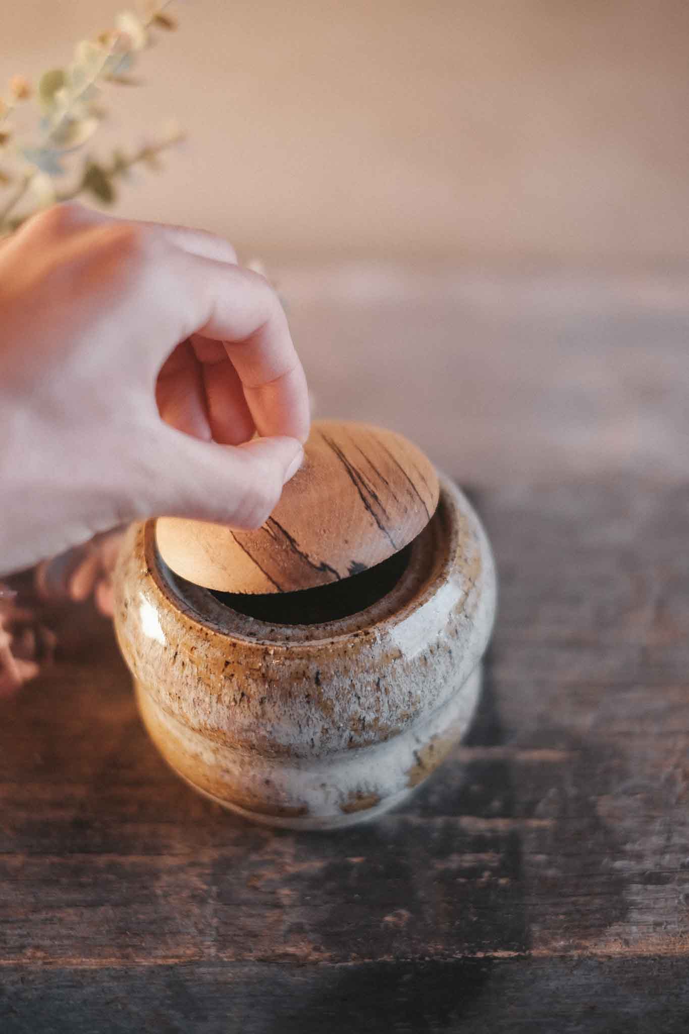 Ceramic Jar with Blackheart Sassafras Lid — Medium