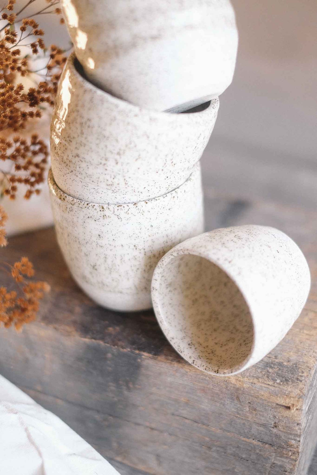 Latte – White Speckle with Crackle Glaze