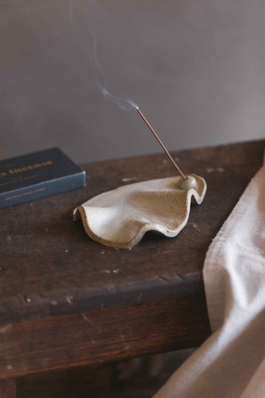 Wavy Incense Dish | Oblong | Matte