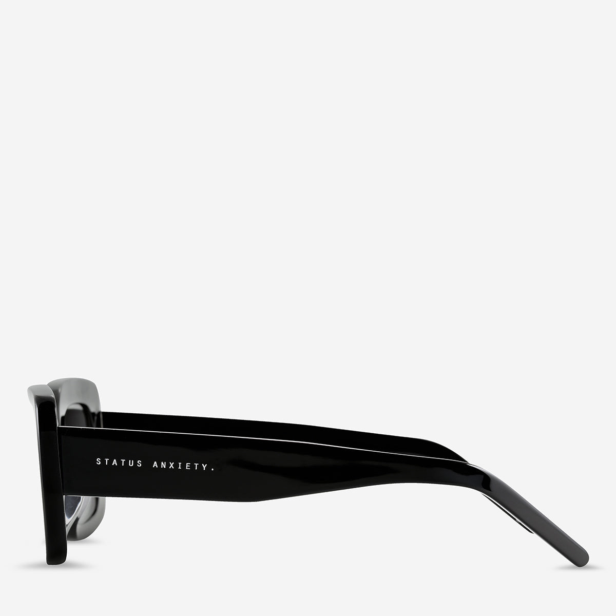 Unyeilding Sunglasses - Black