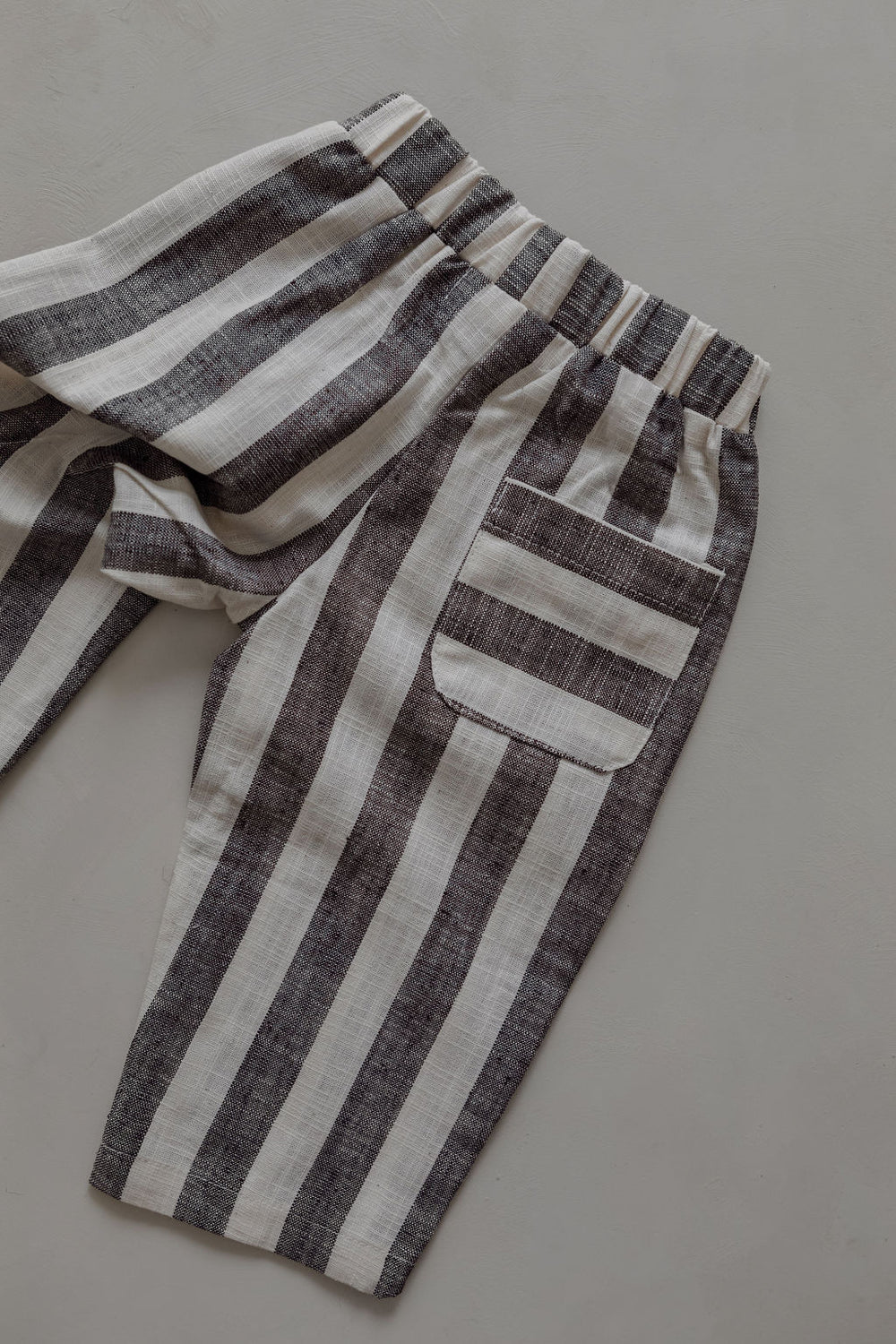 LINEN STRIPE PANTS | CHARCOAL