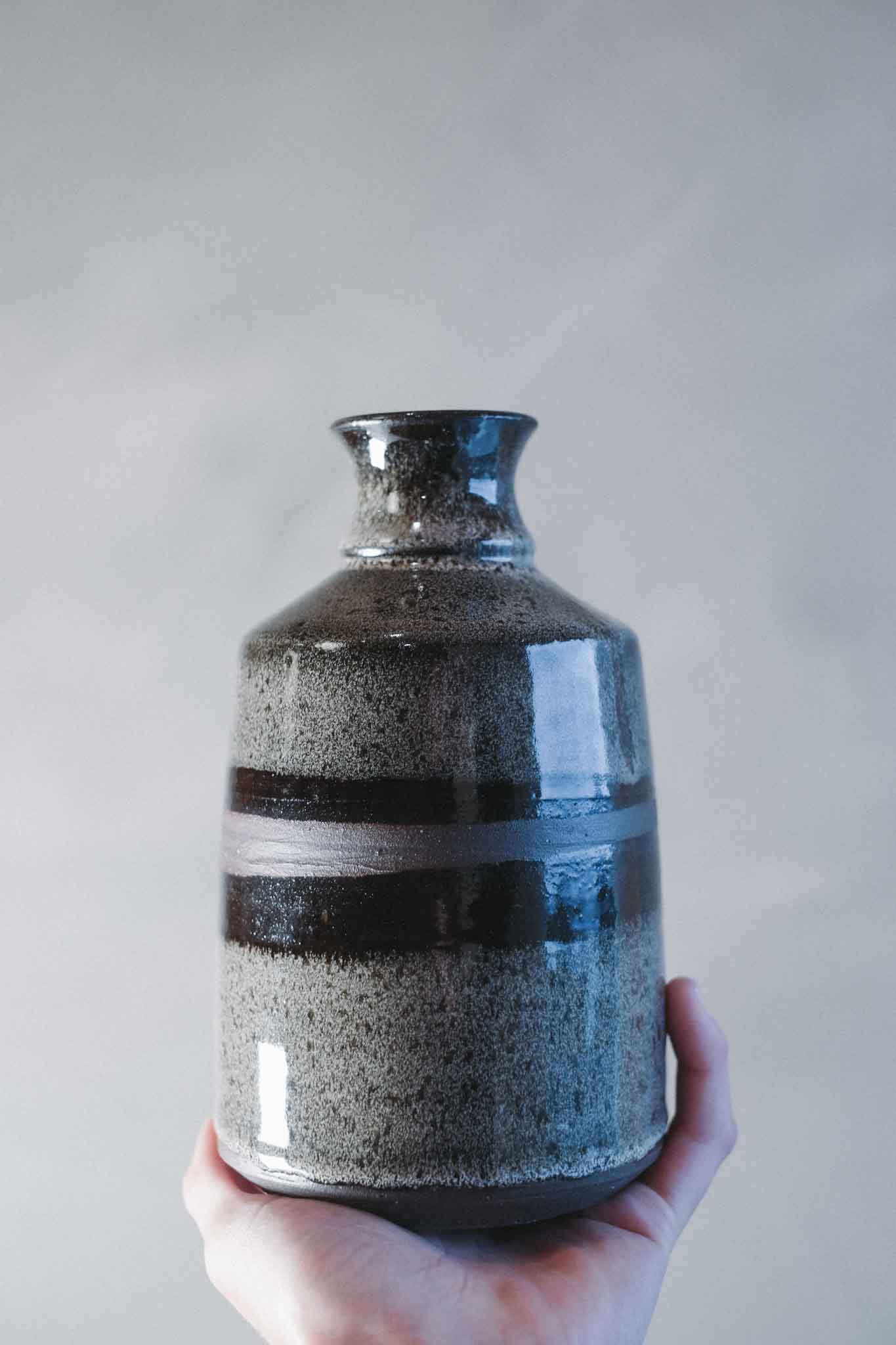 Tea-Dust Vase