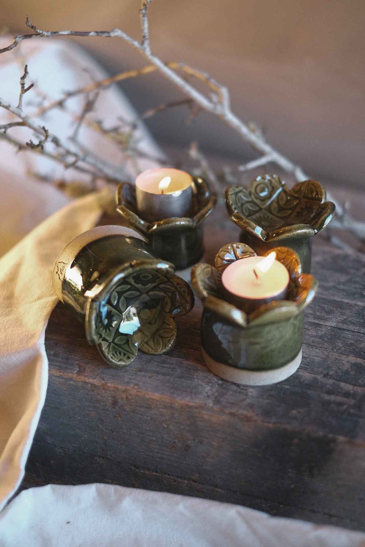 Tealight Candle Holder – Jade Flower Pattern