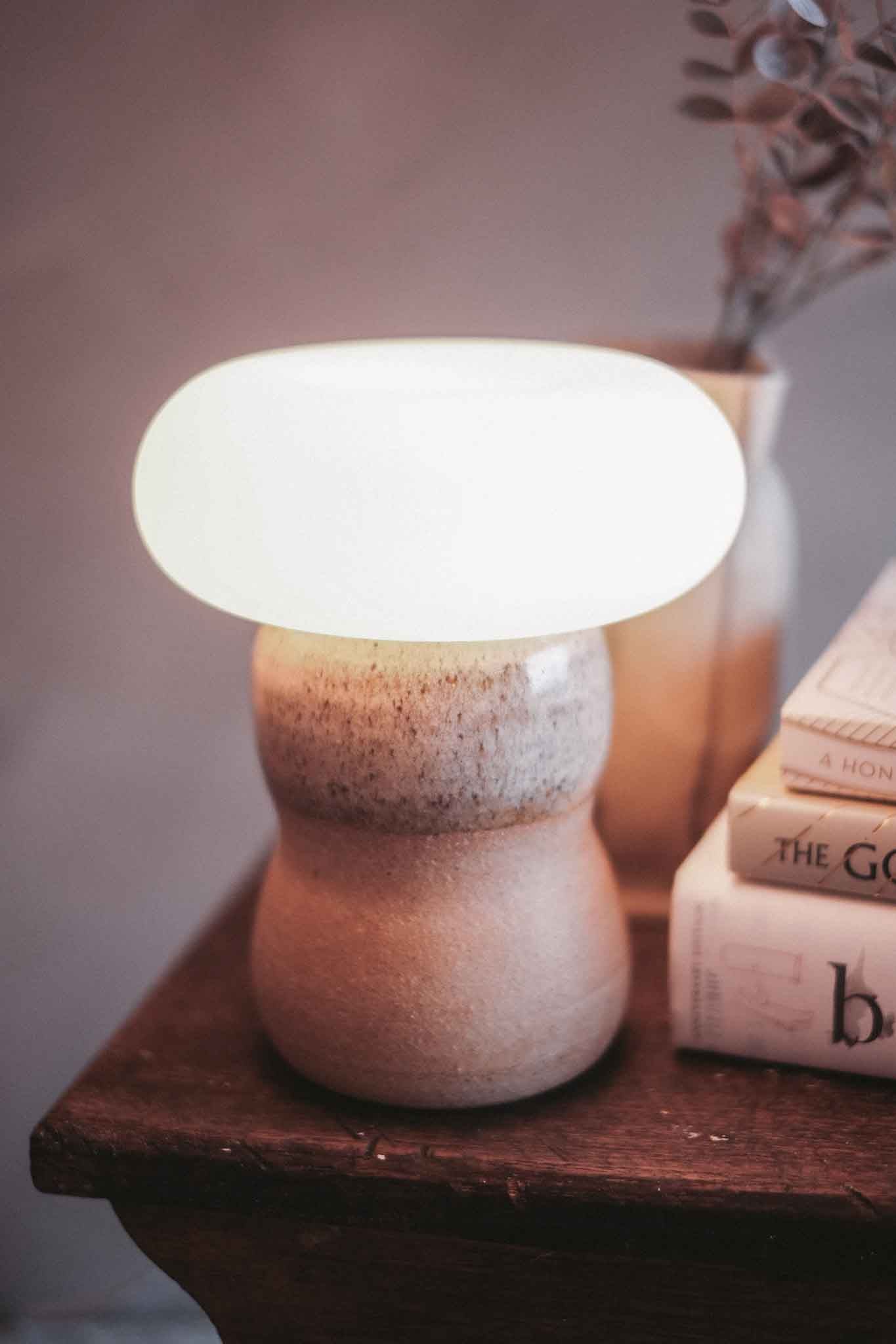 Halo Lamp (20cm H × 16cm W)