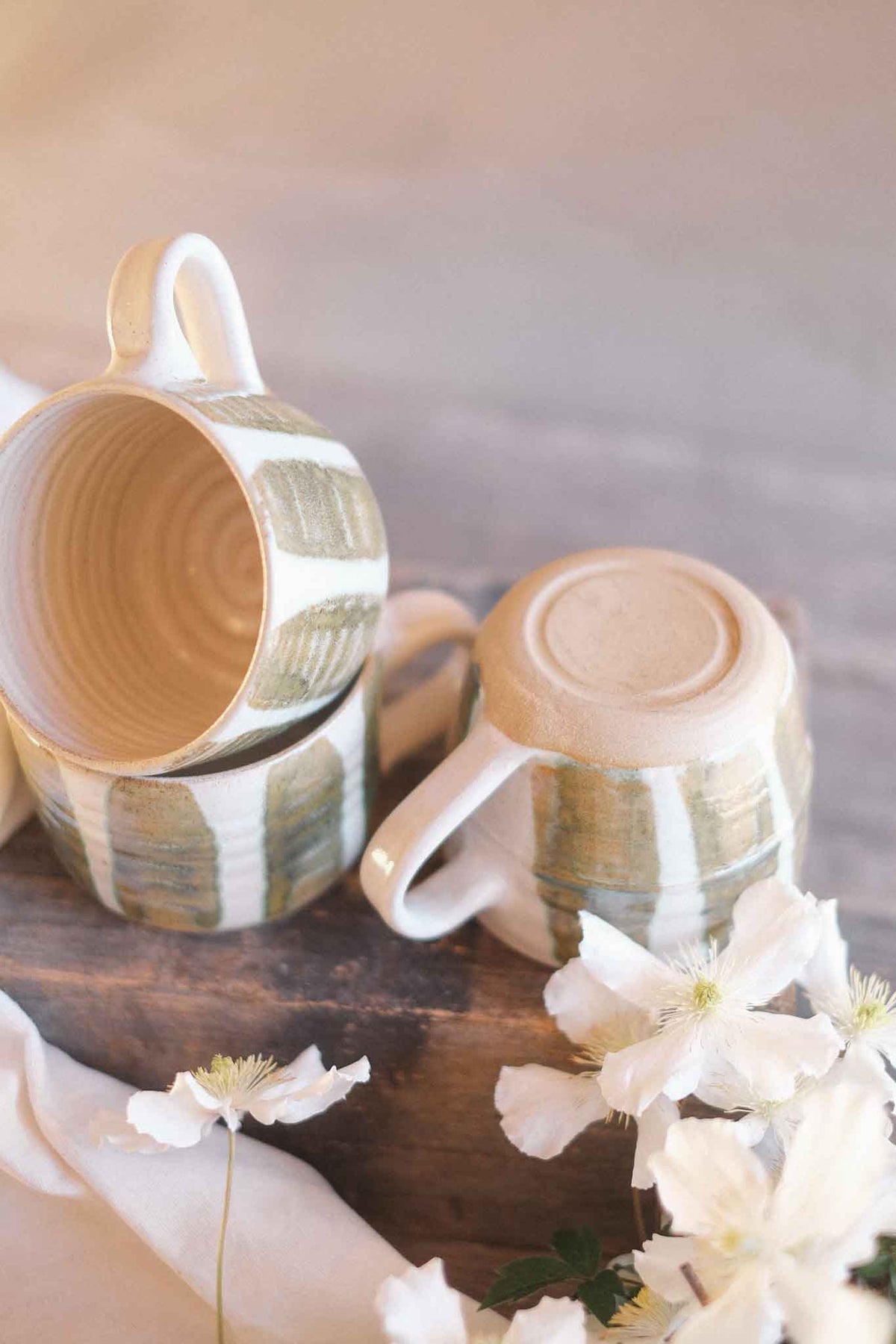 Wheel-thrown Seaweed Striped Mug – 300–330ml