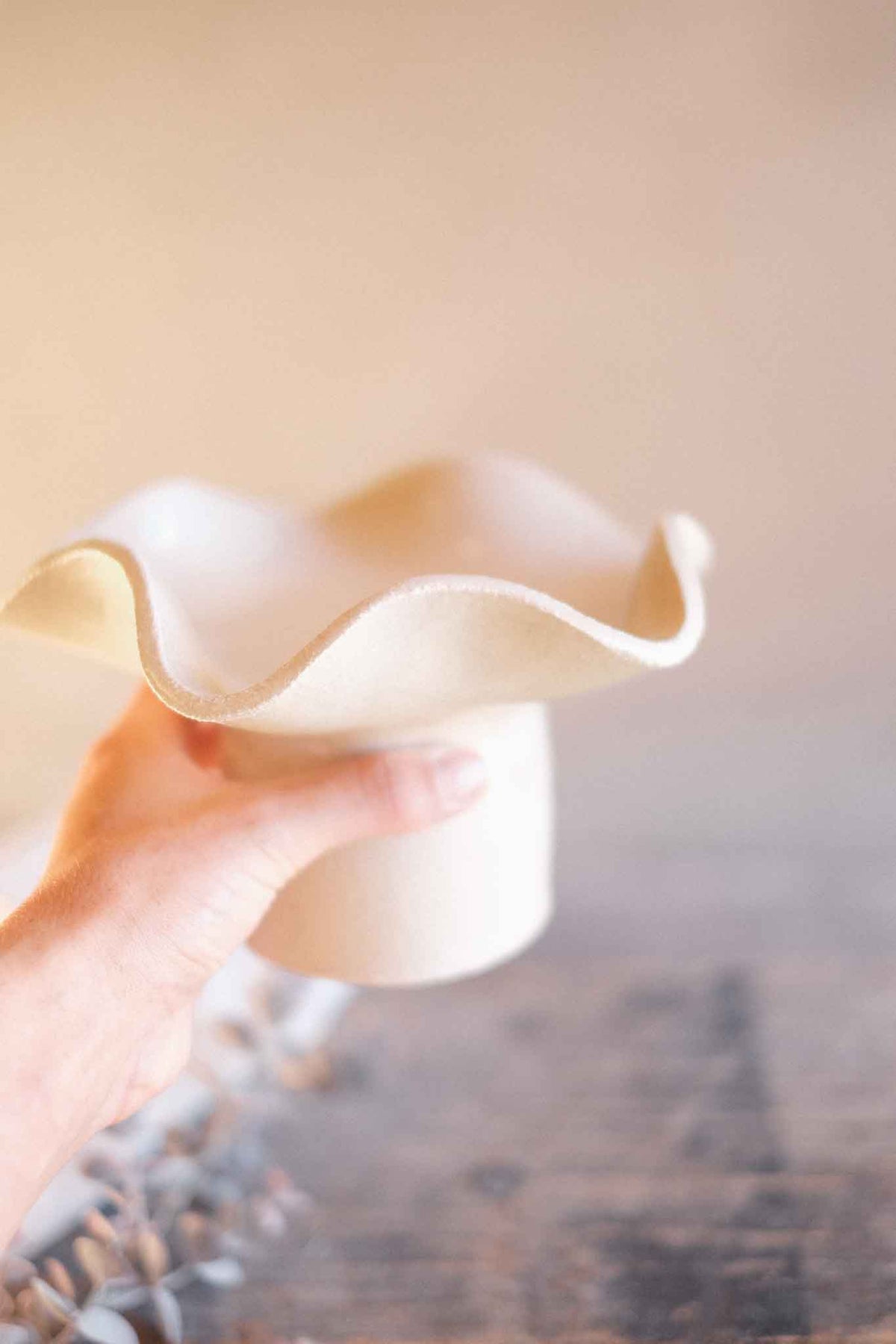 Wavy Pedestal Bowl – 17cm H