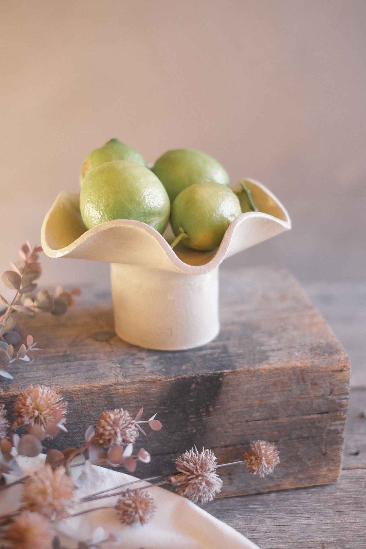 Wavy Pedestal Bowl – 17cm H