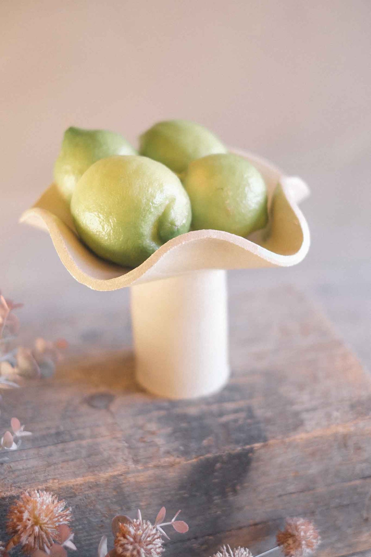 Wavy Pedestal Bowl – 19cm H