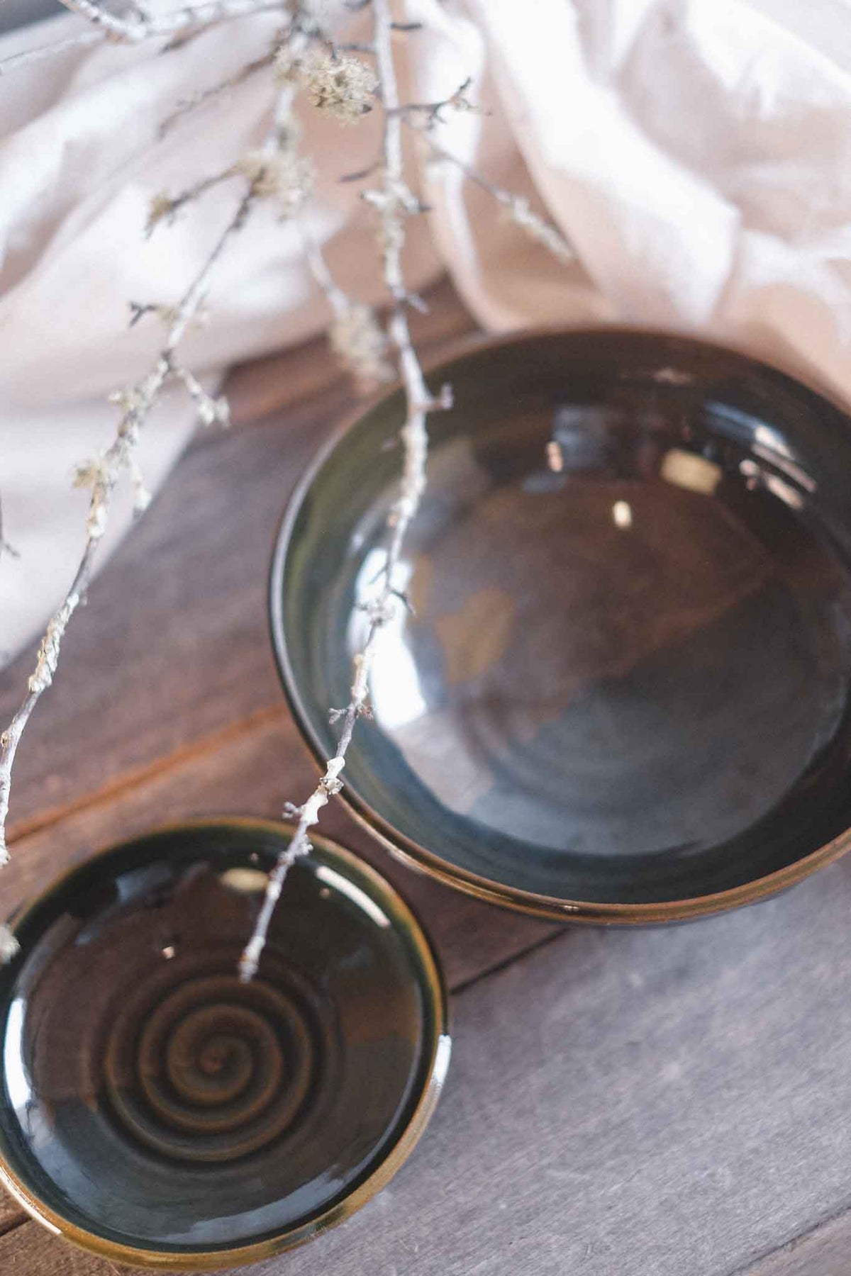Jade Wild Clay Serving Bowl — Extra Large