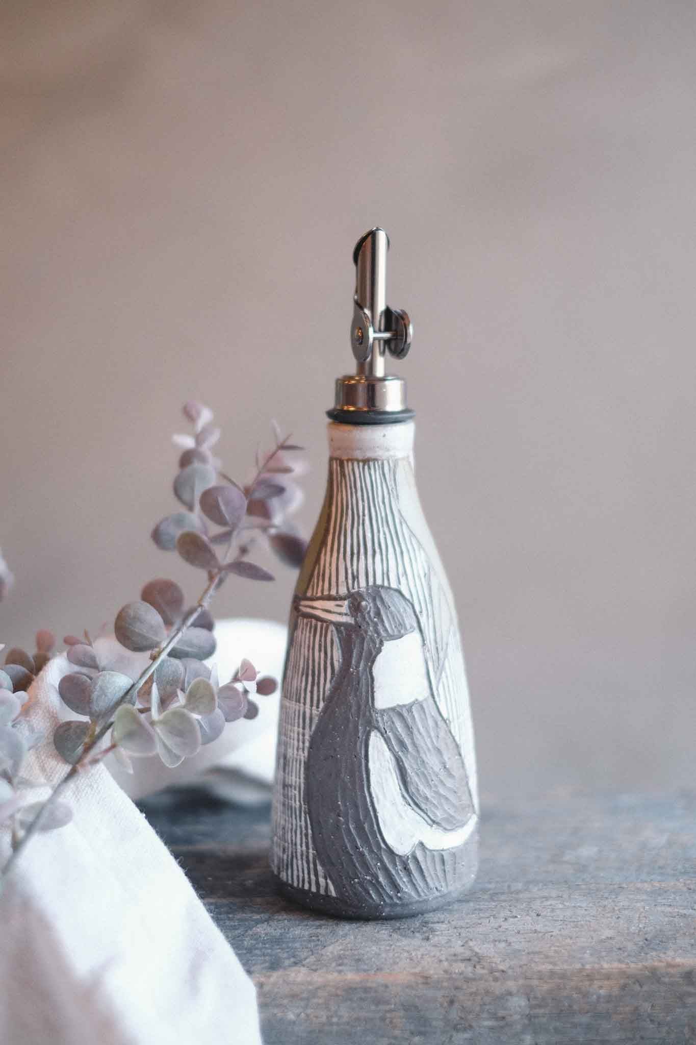 Magpie Oil Pourer — in collaboration with Jane Chapman