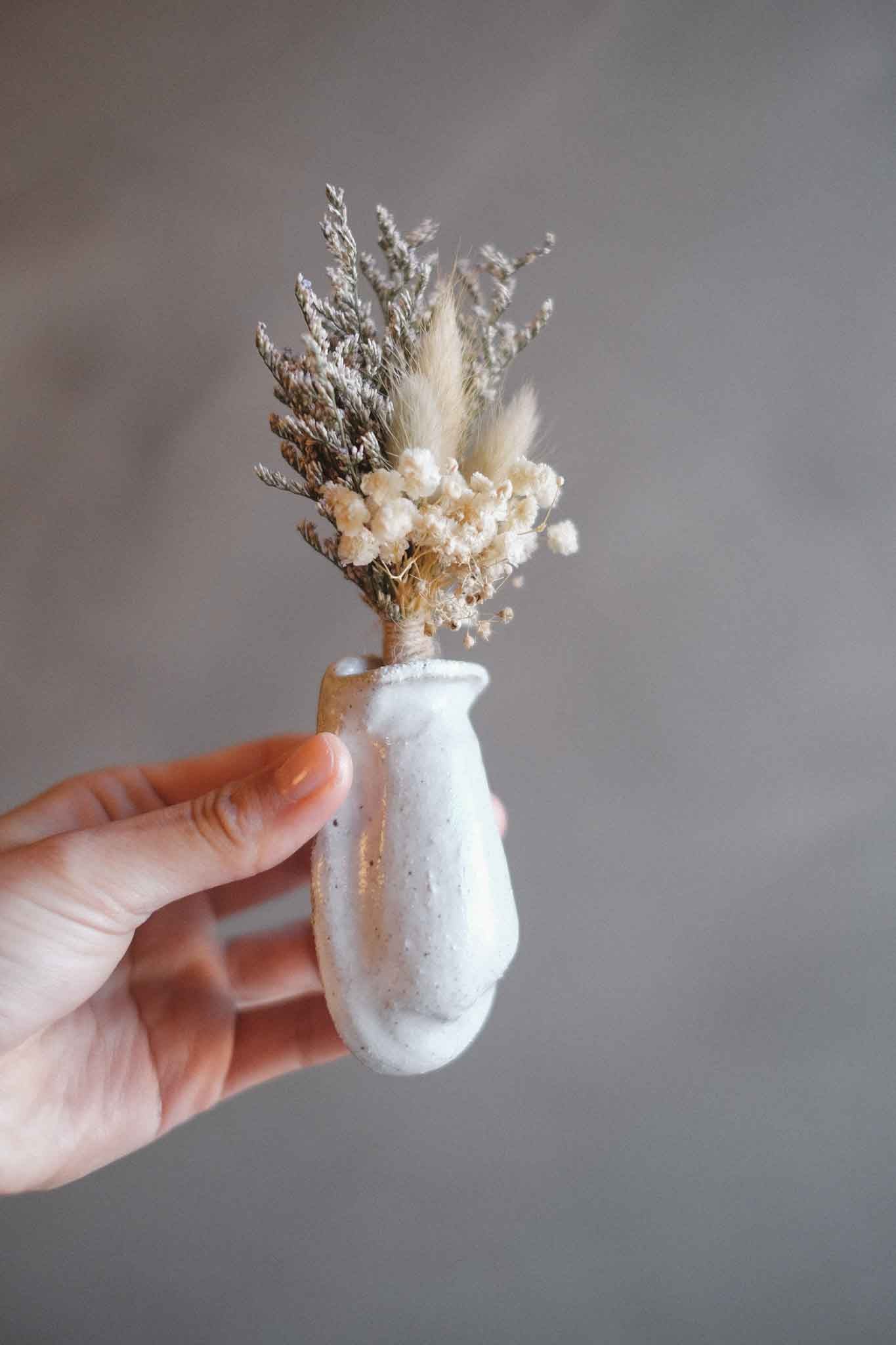 Magnetic Tiny Vase — White